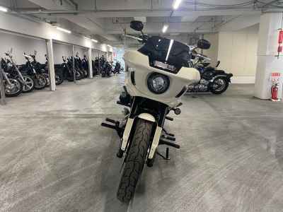Harley-Davidson FXLRST 2023
