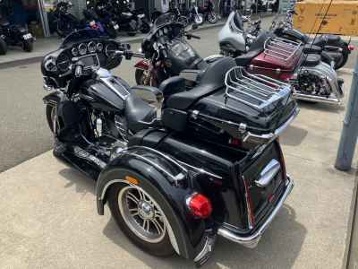 Harley-Davidson FLHTCUTG 2016