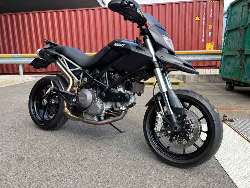 Ducati Hypermotard 7 2011