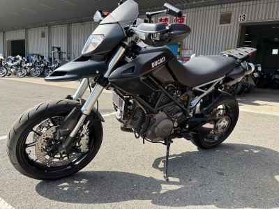 Ducati Hypermotard 7 2011