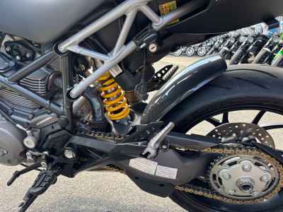 Ducati Hypermotard 7 2011