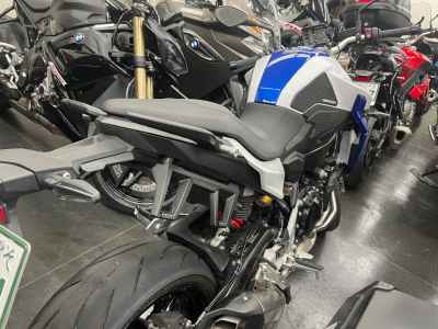 BMW F900R 2022