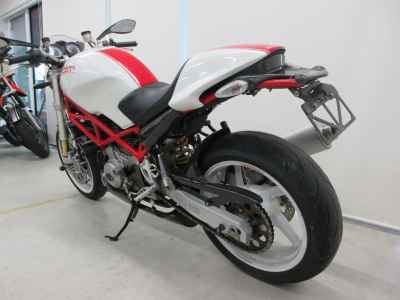Ducati M400 2004