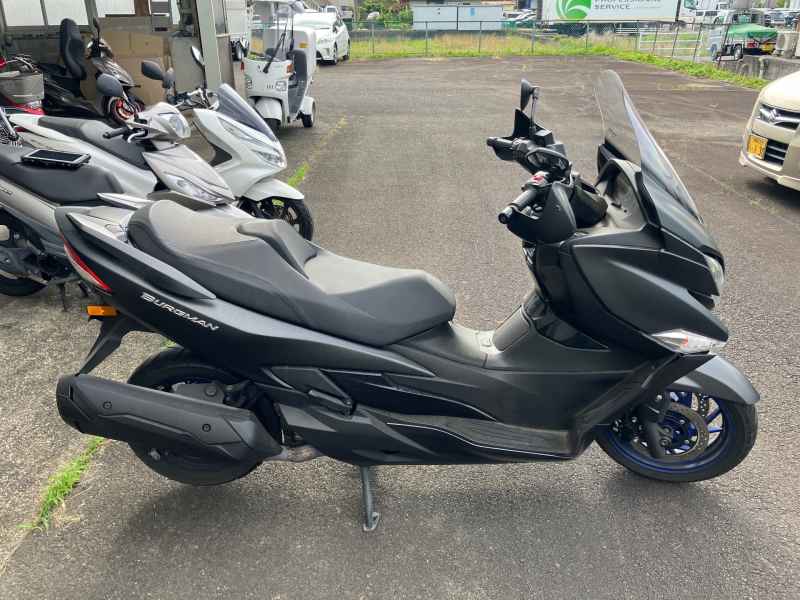 Suzuki Burgman 400 2021