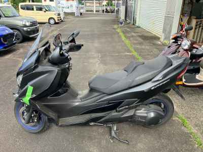 Suzuki Burgman 400 2021