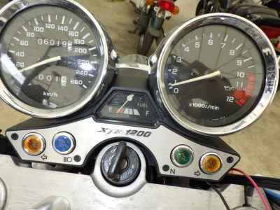 Yamaha XJR1200 1995