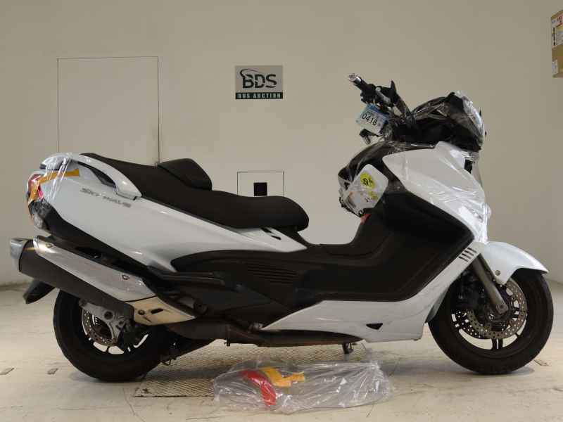 Suzuki Skywave 650 2013