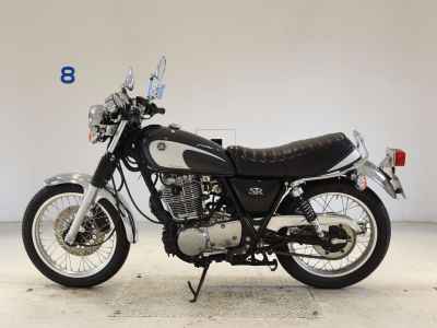 Yamaha SR400 2021