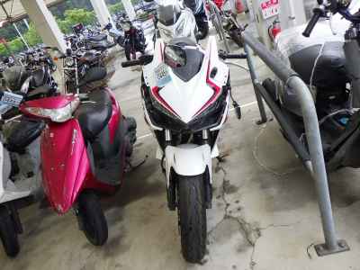 Honda CBR400R 2021