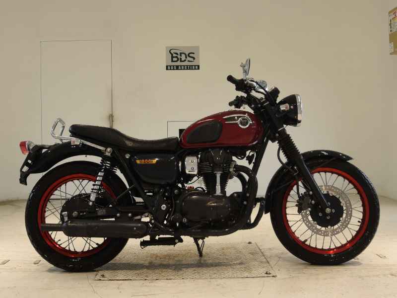 Kawasaki W800 2013