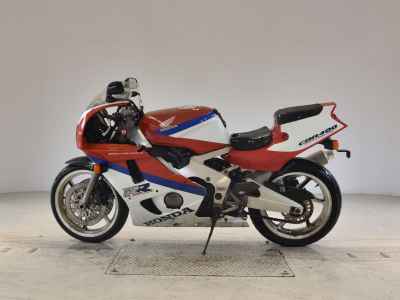 Honda CBR400RR 1991