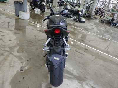 Honda CB650R E-Clutch 2025