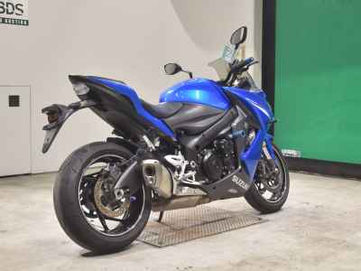 Suzuki GSX-S1000F 2016