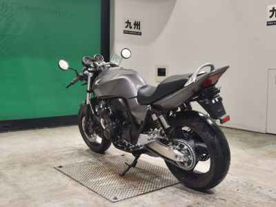 Honda CB400SFV 2018