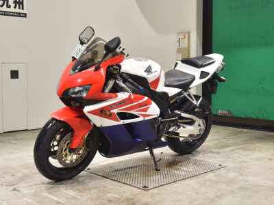 Honda CBR1000RR 2004