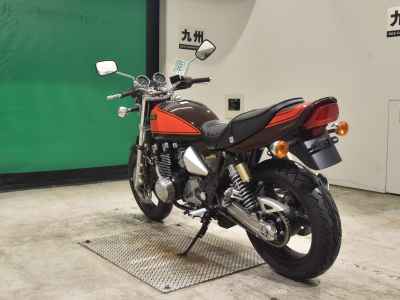Kawasaki Zephyr 400 2008