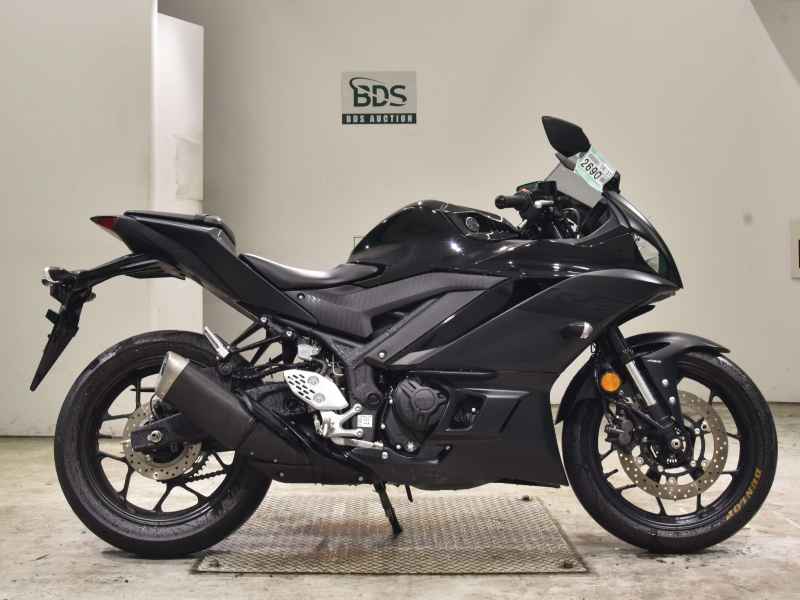 Yamaha YZF-R25 2021
