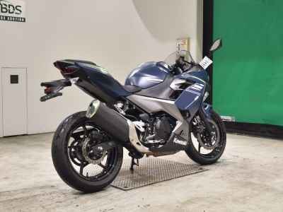 Kawasaki Ninja 400 2023