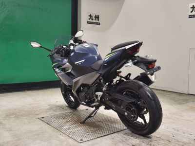 Kawasaki Ninja 400 2023