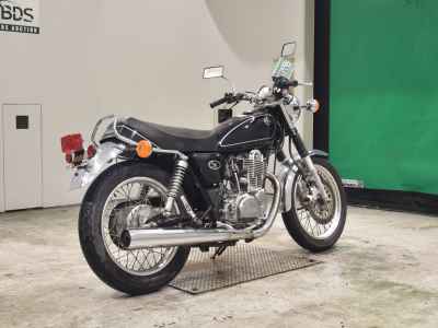 Yamaha SR400 2006