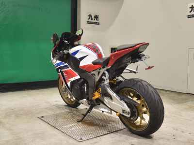 Honda CBR1000RR SP 2015
