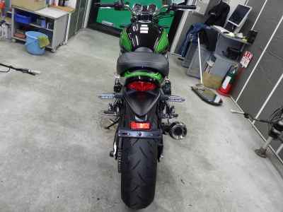 Kawasaki Z900RS 2025
