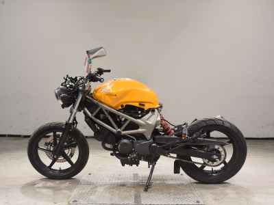 Honda VTR250 2013