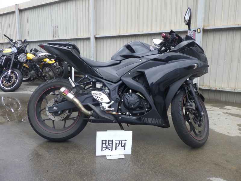 Yamaha YZF-R25 2018