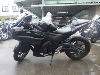 Yamaha YZF-R25 2018