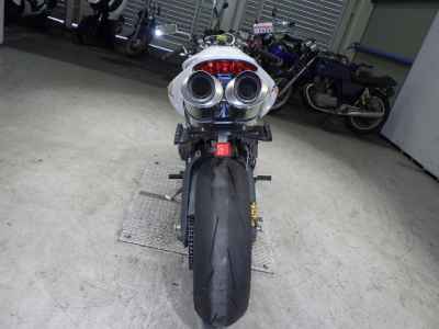 Triumph Street Triple R 2010