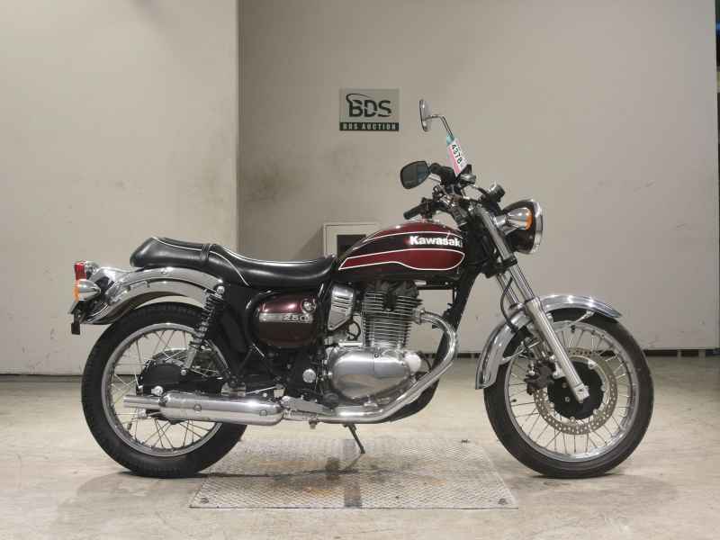 Kawasaki Estrella 2017