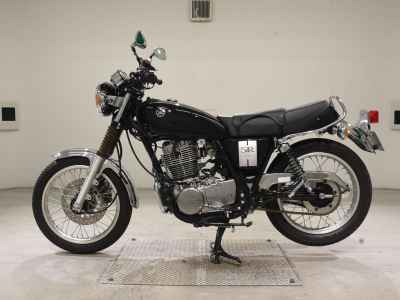 Yamaha SR400 2020