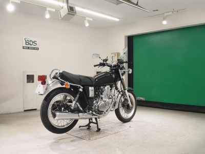 Yamaha SR400 2020