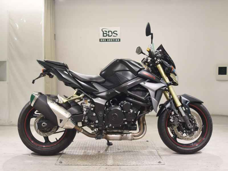 Suzuki GSR750 2013