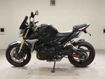 Suzuki GSR750 2013