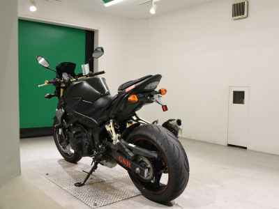 Suzuki GSR750 2013