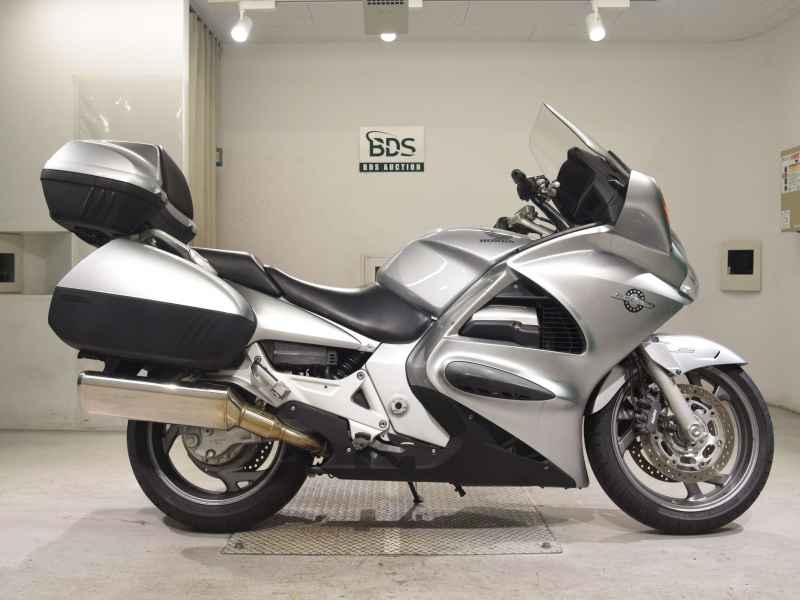 Honda ST1300 Pan-European 2004