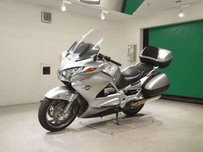 Honda ST1300 Pan-European 2004
