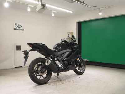 Yamaha YZF-R3 2021