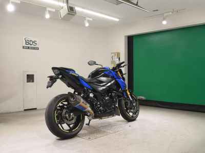 Suzuki GSX-S750 2022