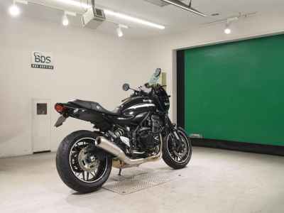 Kawasaki Z900RS 2022