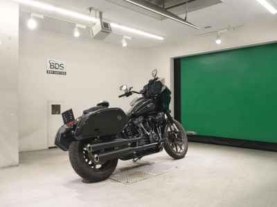 Harley-Davidson FXLRST1920 2023