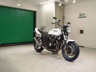Yamaha XJR400 1996