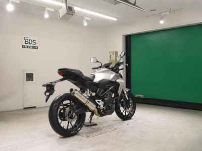 Honda CB250R 2019
