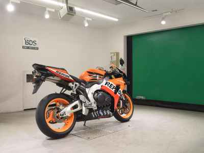 Honda CBR1000RR 2007