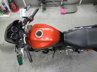 Kawasaki ZRX1200D 2010