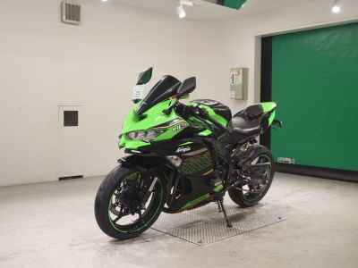 Kawasaki Ninja ZX-25R 2021