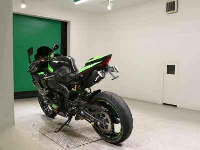 Kawasaki Ninja ZX-25R 2021