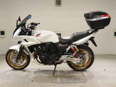 Honda CB400SFV Boldor 2011