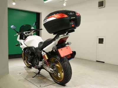 Honda CB400SFV Boldor 2011